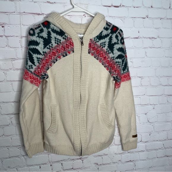 The North Face Women's Sweater - Cream, Pink, Blue - Picture 2 of 13